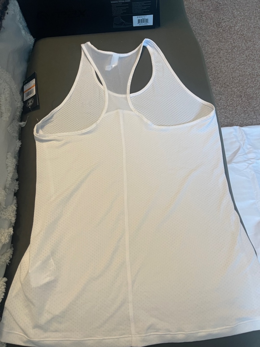 Under Armour White Mesh Racerback Performance Tank - Picture 4 of 4